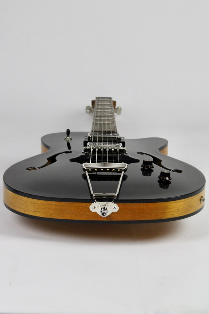 Godin 5th Avenue TL Édition Spéciale TV Jones - Noir