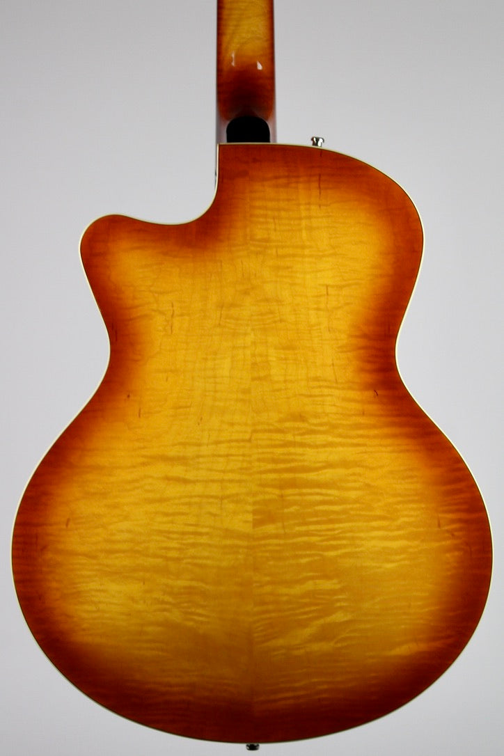 Godin Archtop 5th Avenue Uptown Bigsby - Flame Maple Sunrise (used)