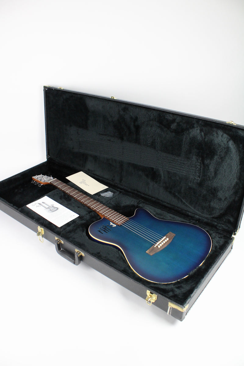 Godin A6 - Trans blue (used) 2000