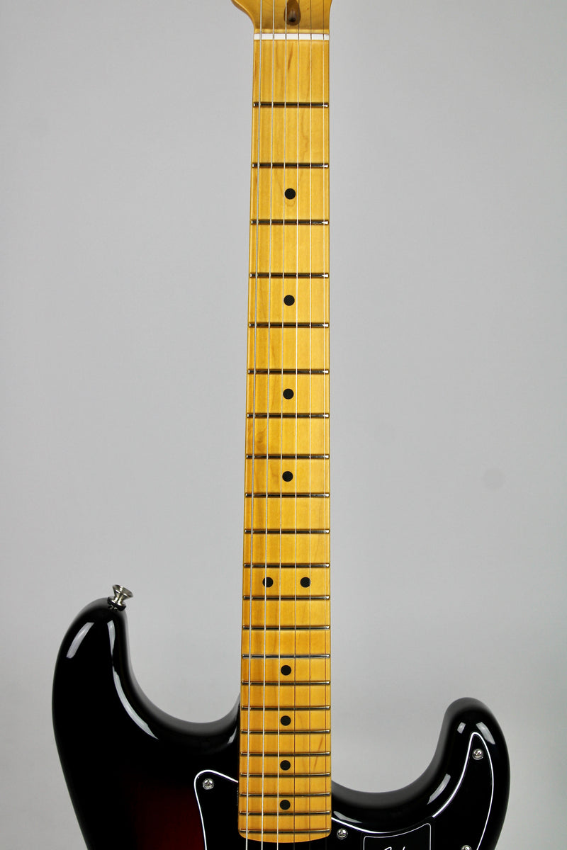 Fender American Professional Classic Stratocaster - 3-color Sunburst