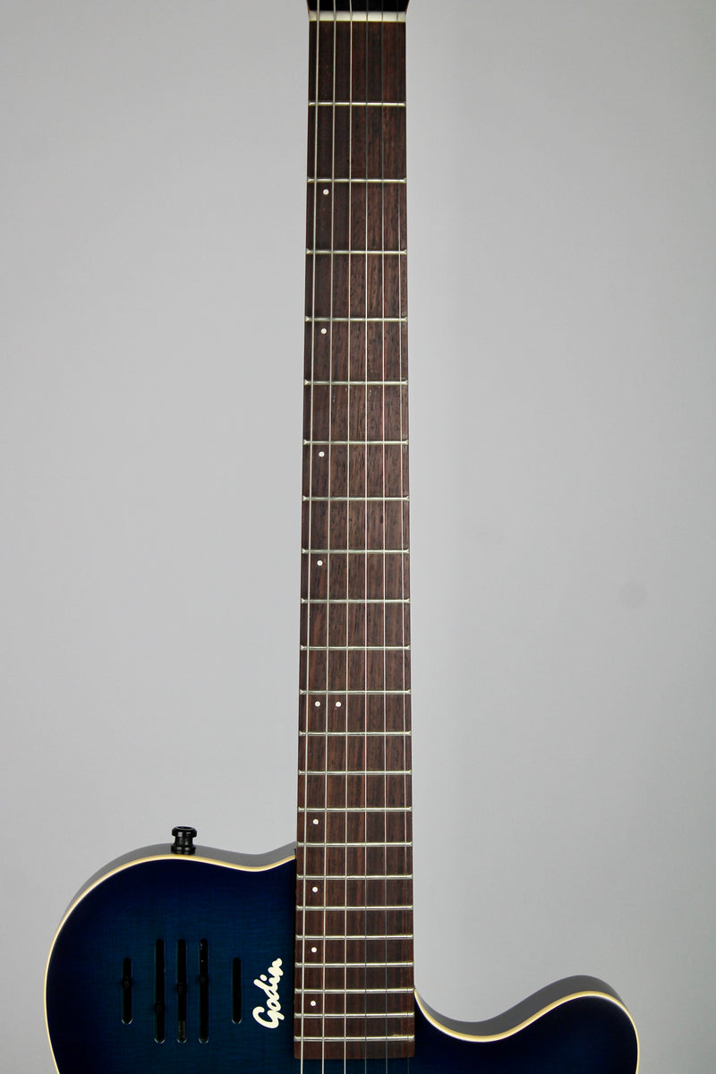 Godin A6 - Trans blue (used) 2000