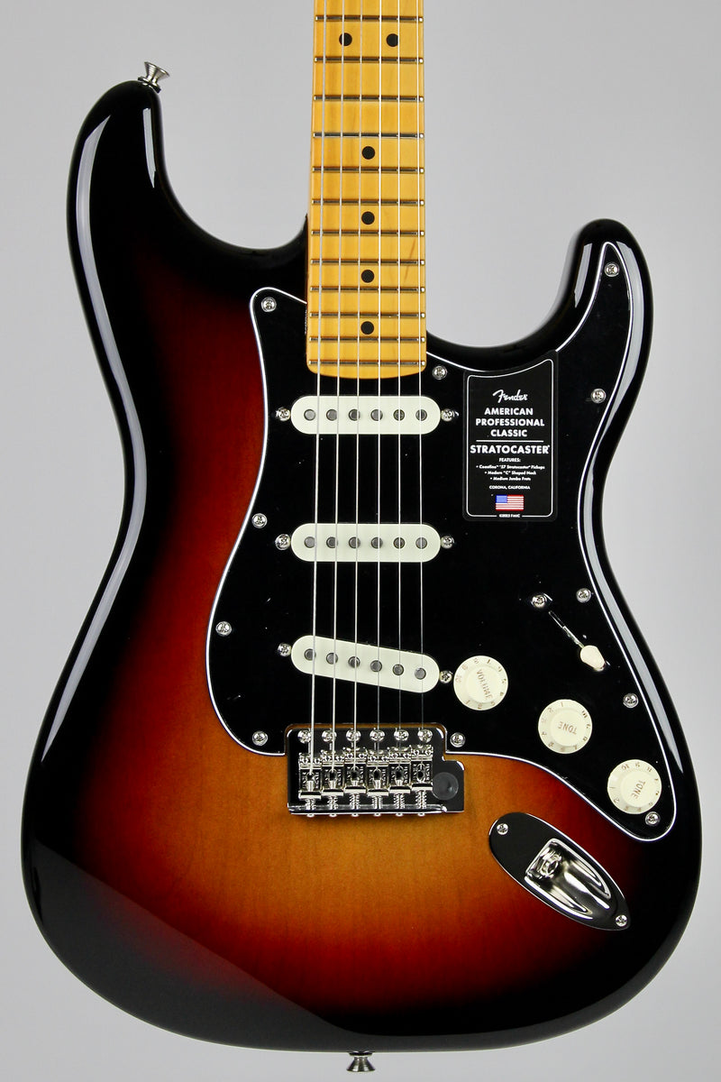 Fender American Professional Classic Stratocaster - 3-color Sunburst