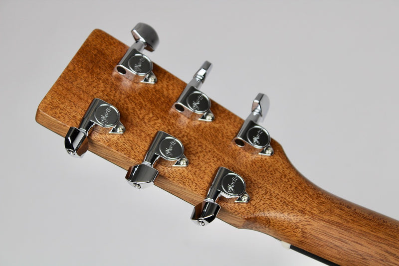 Martin GPC-13E Road Series Sunburst w/Gig Bag (GPC13EBURST-01)