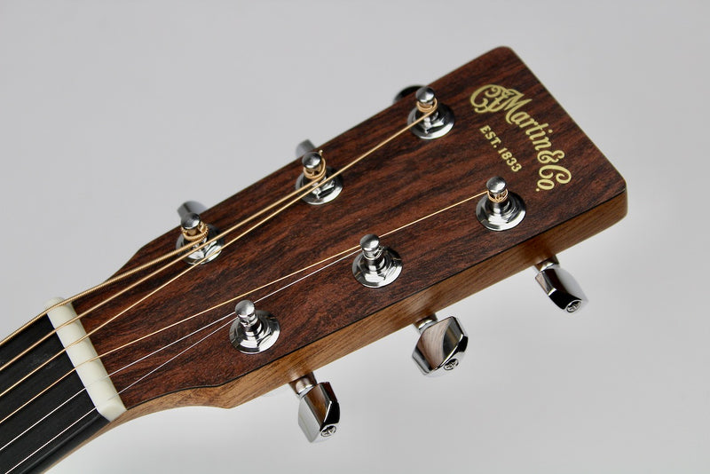 Martin GPC-13E Road Series Sunburst w/Gig Bag (GPC13EBURST-01)