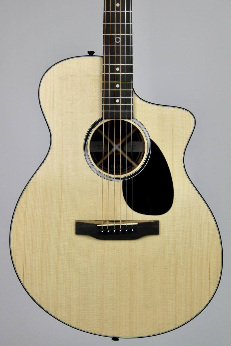 Martin SC-10E - Natural w/Gig Bag (11SC10E-01)