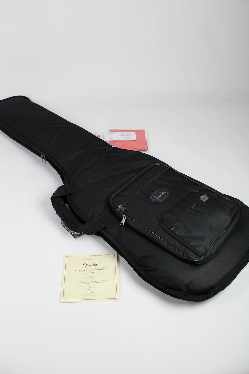 Fender Fender American Professional Classic Jazz Bass - 3-Color Sunburst w/Gig Bag (0198640300)