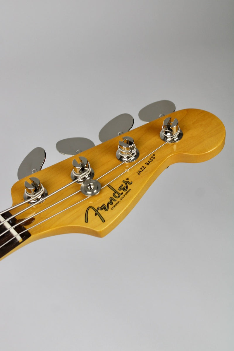 Fender Fender American Professional Classic Jazz Bass - 3-Color Sunburst w/Gig Bag (0198640300)