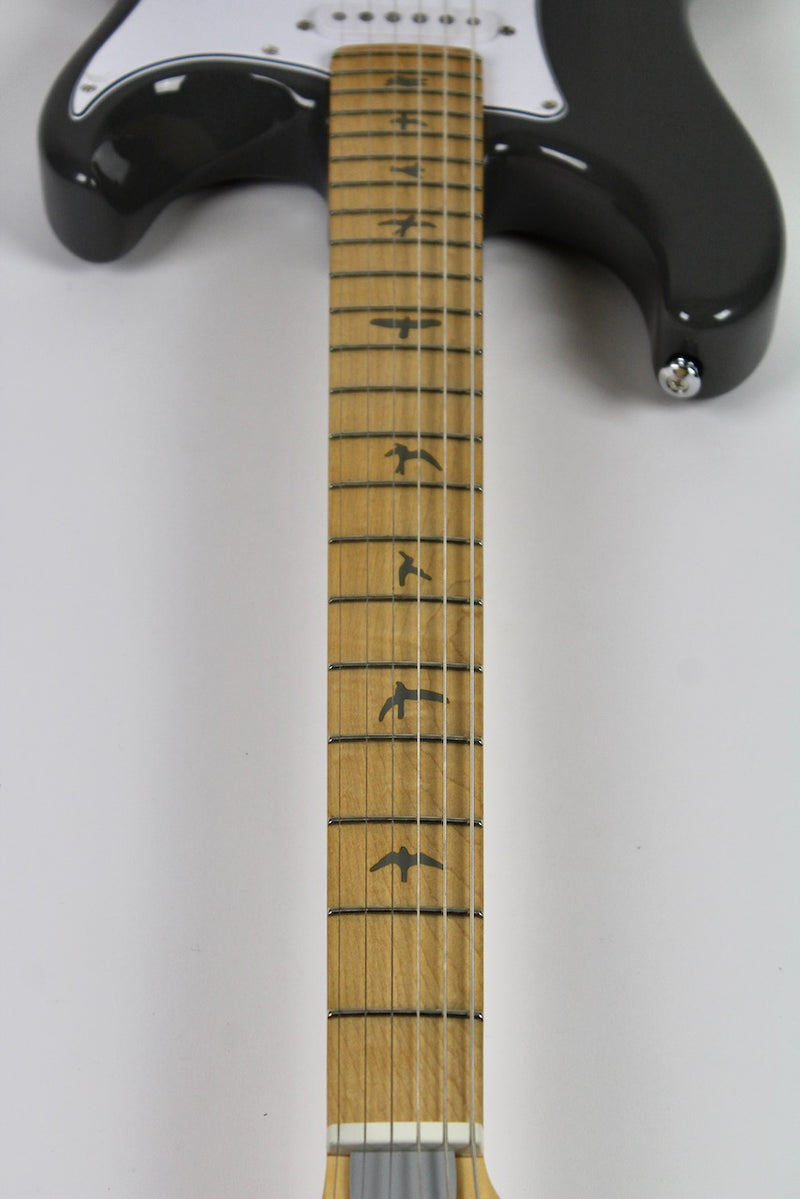 PRS SE Silver Sky Maple Fingerboard - Overland Gray w/Gig Bag (112108:5J)