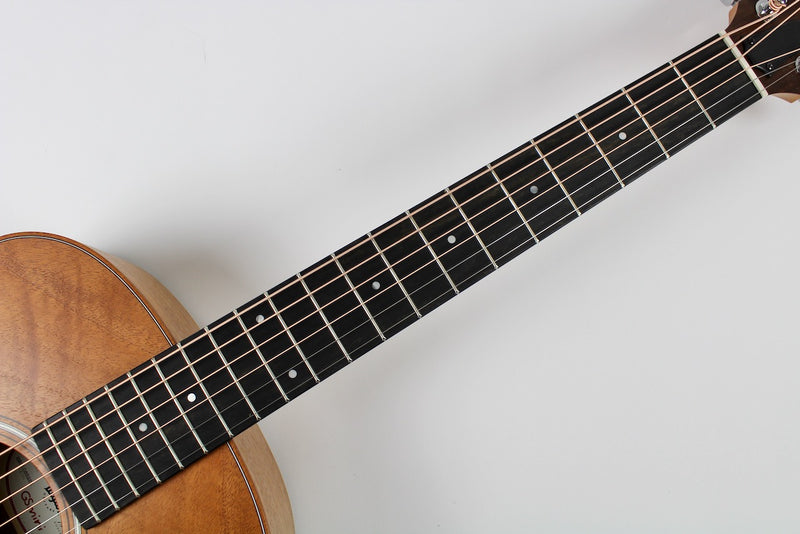 Taylor GS Mini Mahogany Natural w/Gig Bag