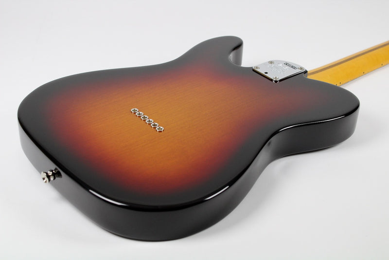 Fender American Professional II Telecaster Maple Fingerboard - 3-color Sunburst w/OHSC (0113942700)