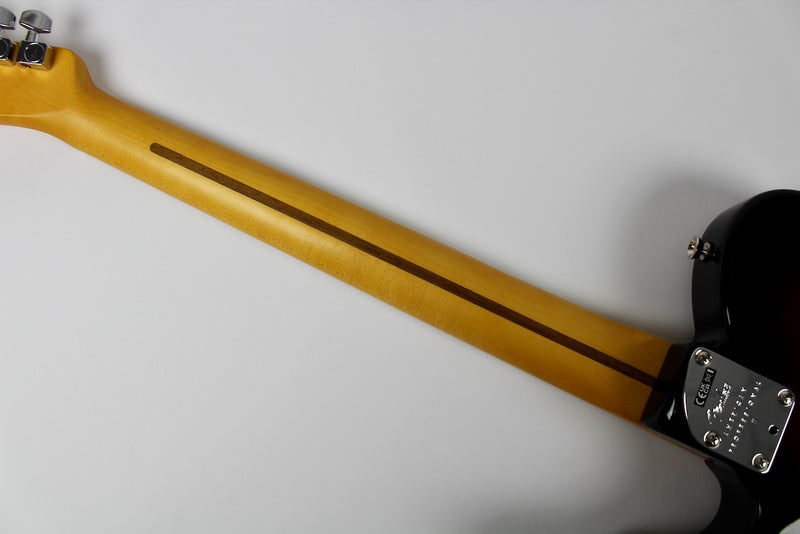 Fender American Professional II Telecaster Maple Fingerboard - 3-color Sunburst w/OHSC (0113942700)