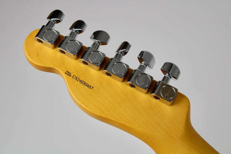 Fender American Professional II Telecaster Maple Fingerboard - 3-color Sunburst w/OHSC (0113942700)