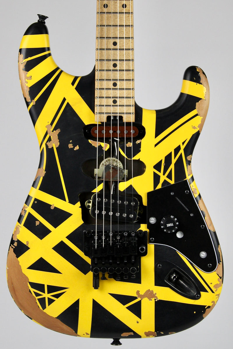 EVH Striped Series Frankenstein Frankie - Black with Yellow Stripes, Relic w/Gig Bag (5107900528)