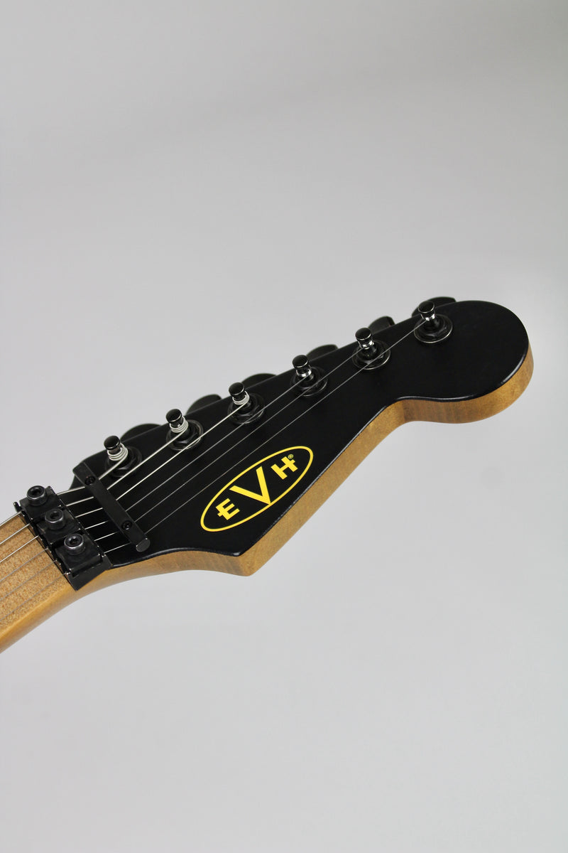 EVH Striped Series Frankenstein Frankie - Black with Yellow Stripes, Relic w/Gig Bag (5107900528)