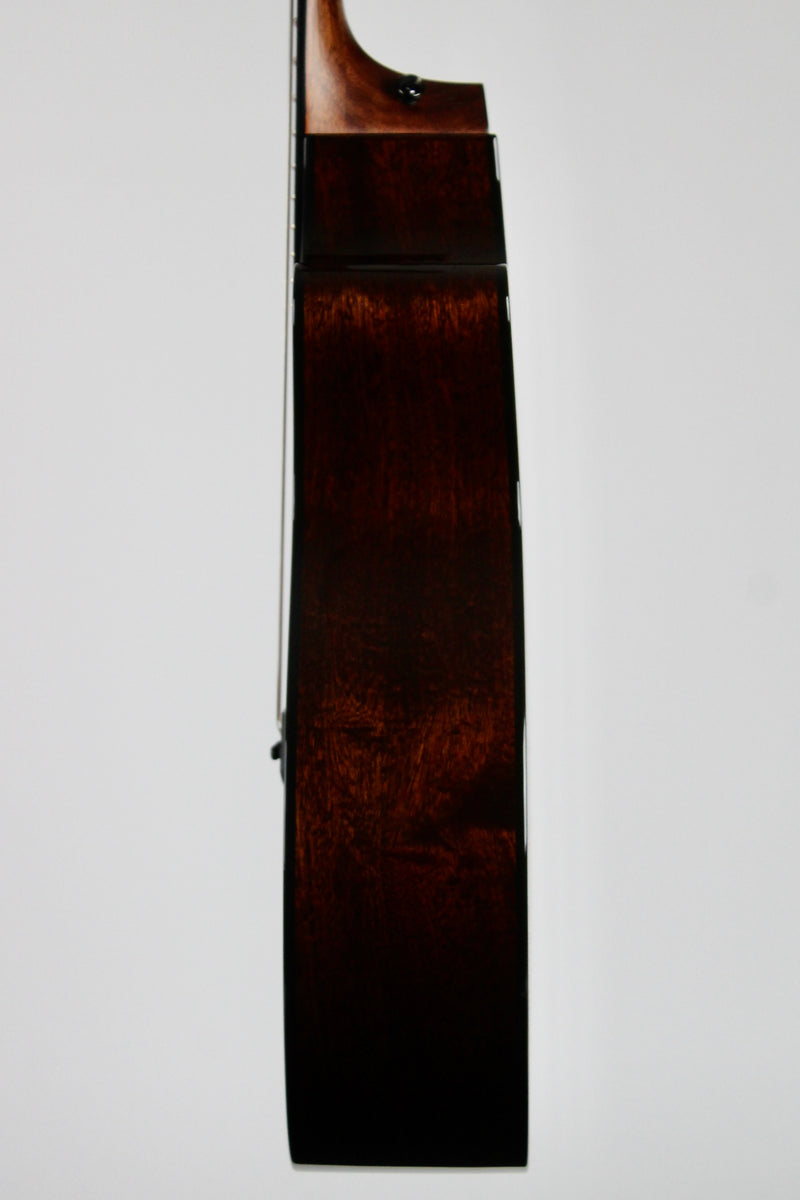 Taylor Next Generation 324ce - Shaded Edgeburst avec Étui Rigide