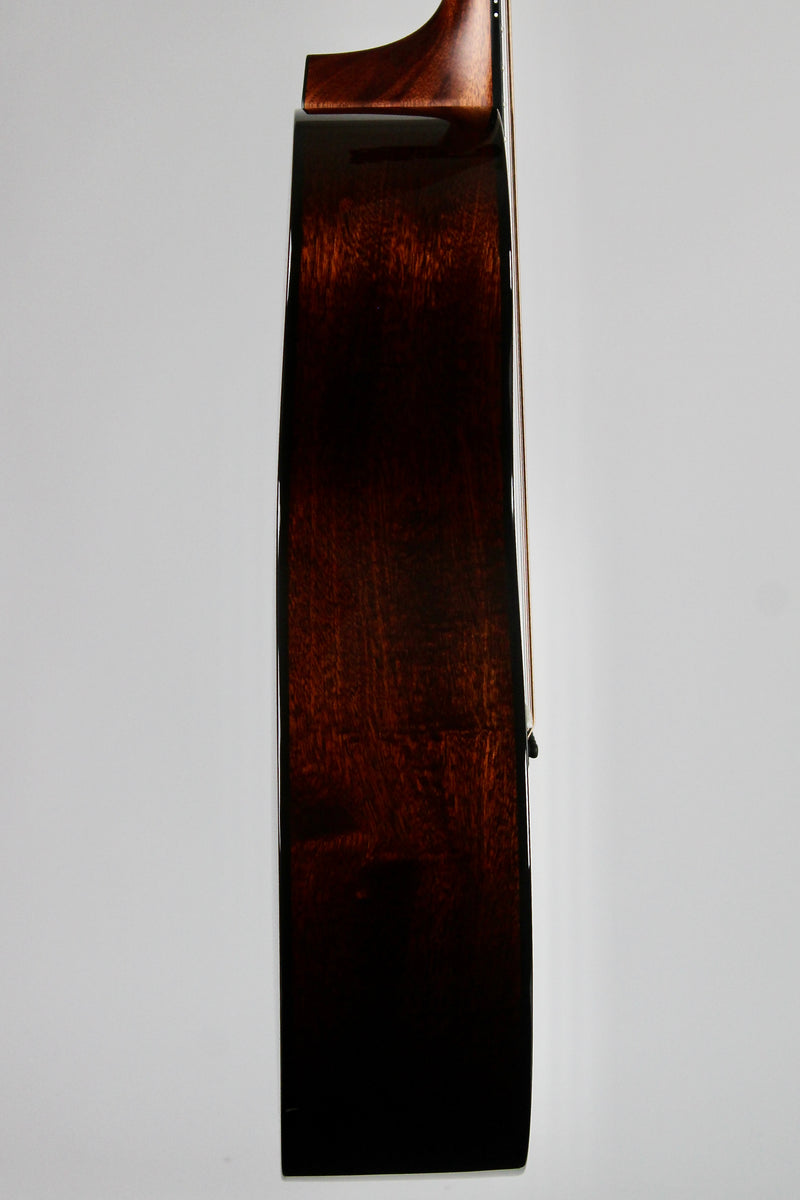 Taylor Next Generation 324ce - Shaded Edgeburst avec Étui Rigide