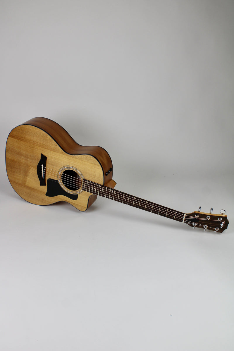 Taylor 114ce Épinette/Sapelli - Naturel avec Étui Souple