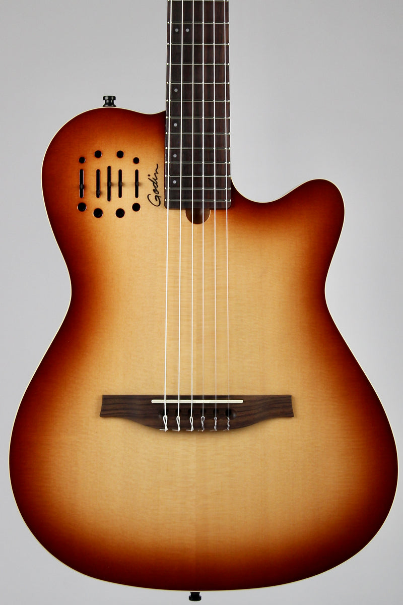 Godin Multiac Encore Nylon Table en Épinette - Sunburst (démo)