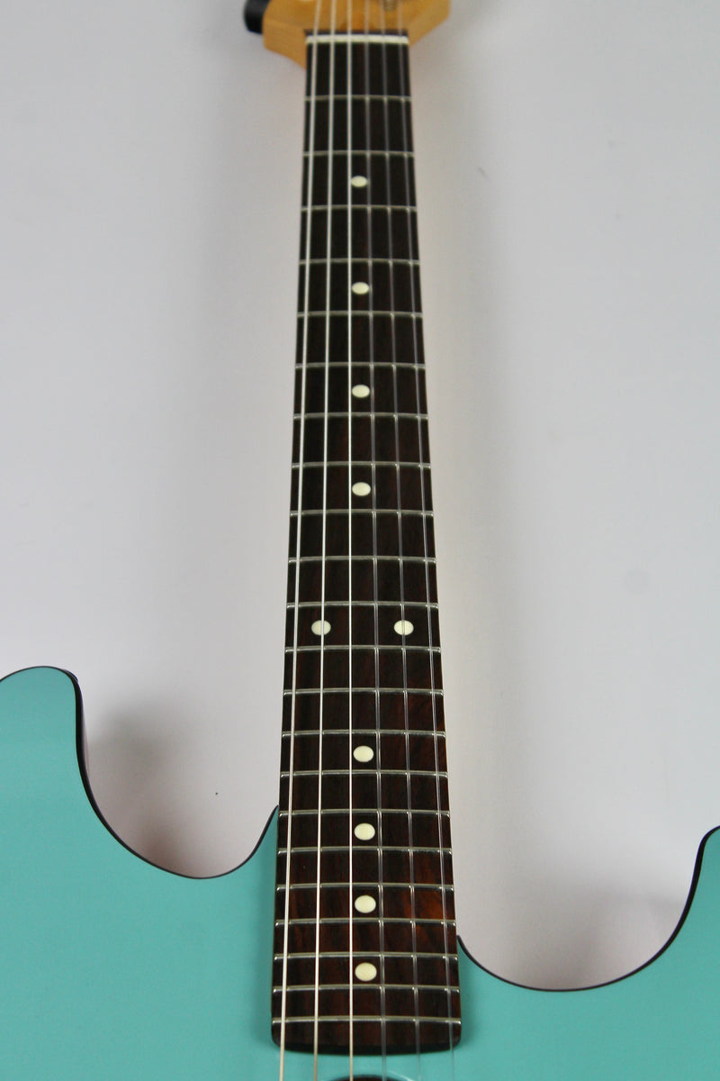 Godin G Tours thinline Limited Edition (one of a kind) - Green/Red (demo)