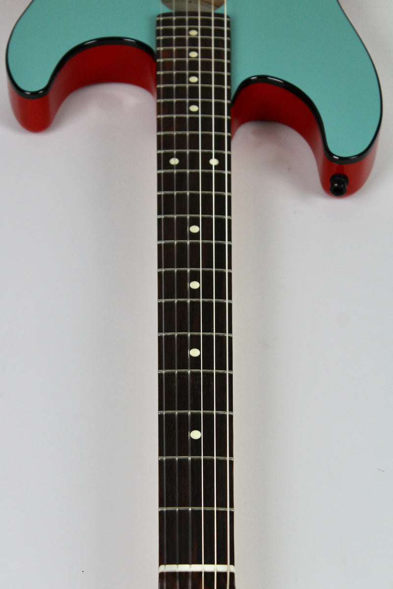 Godin G Tours thinline Limited Edition (one of a kind) - Green/Red (demo)