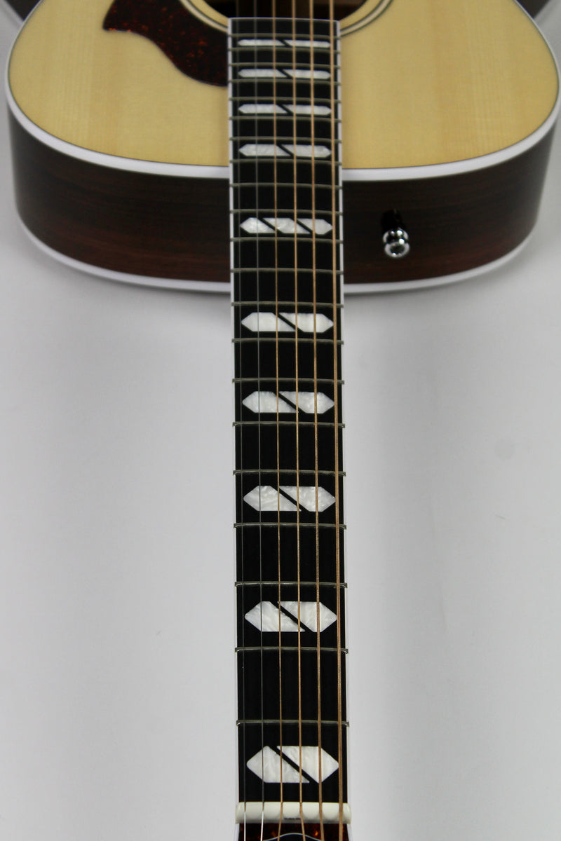 Godin Fairmount CH Natural HG EQ (demo)