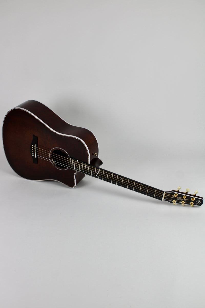 Seagull Artist Peppino Signature CW - Bourbon Burst (demo)