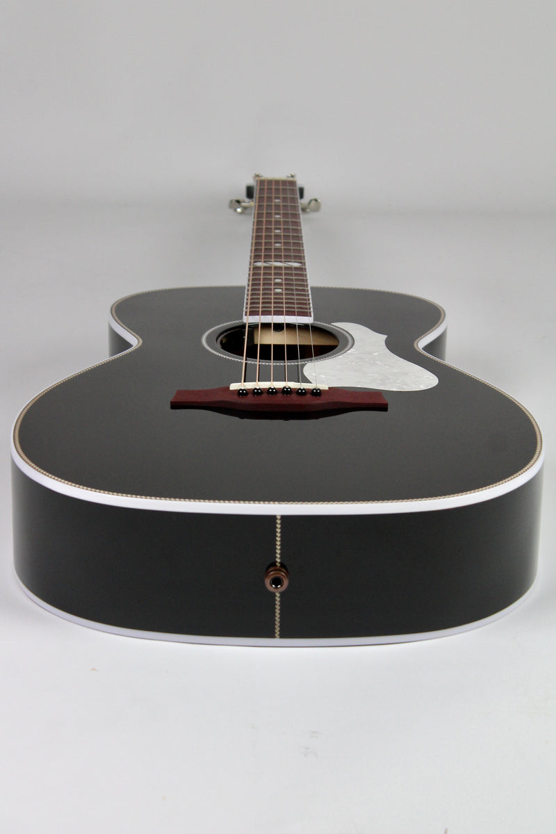 Seagull Artist Tuxedo black Anthem EQ Black (demo)