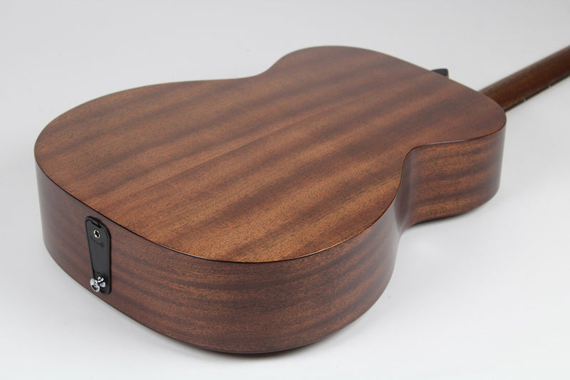 Martin 000-10E Natural Satin Sapele w/Gig Bag (00010E)