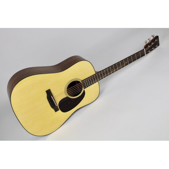 Martin D-18 Standard Series - Natural Aging Toner w/OHSC