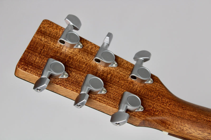 Martin D-X2E Dreadnought - Ziricote Burst w/Gig Bag (DX2EZIRBURST)