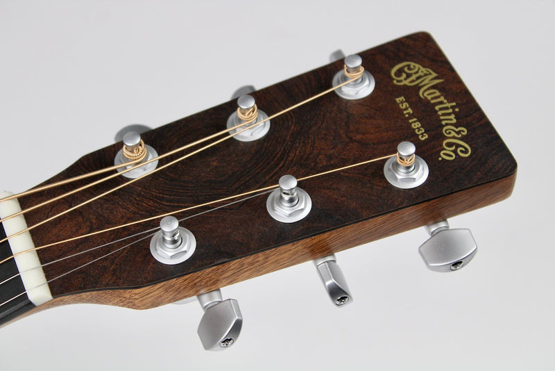 Martin 000CJR-E w/Gig Bag