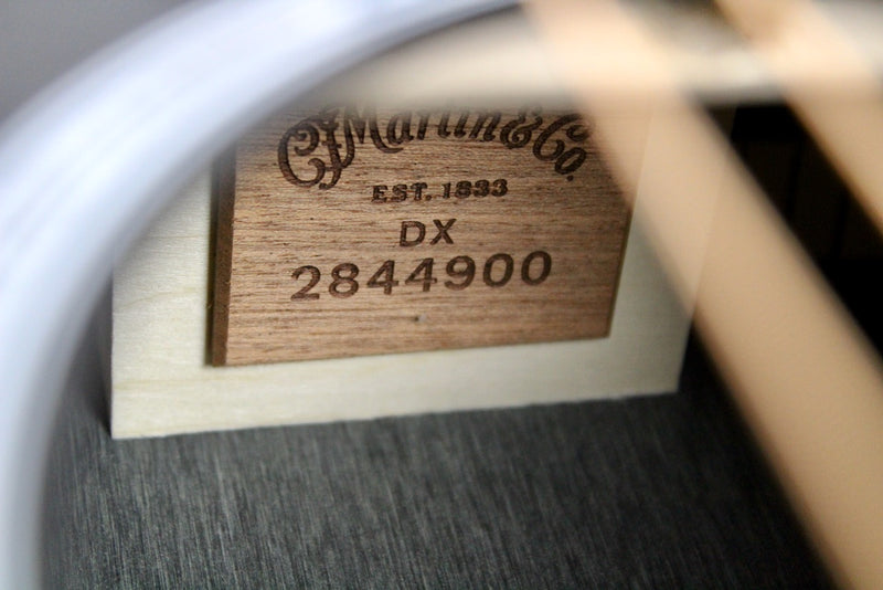 Martin DX Johnny Cash - Jett Black w/Gig Bag