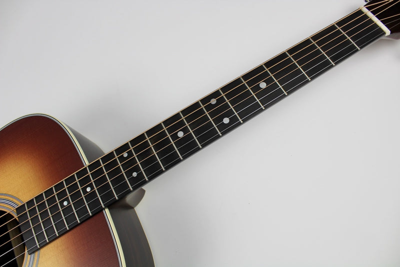 Martin D-28 Satin - Amberburst w/OHSC (D28SATINAMBERBURST)