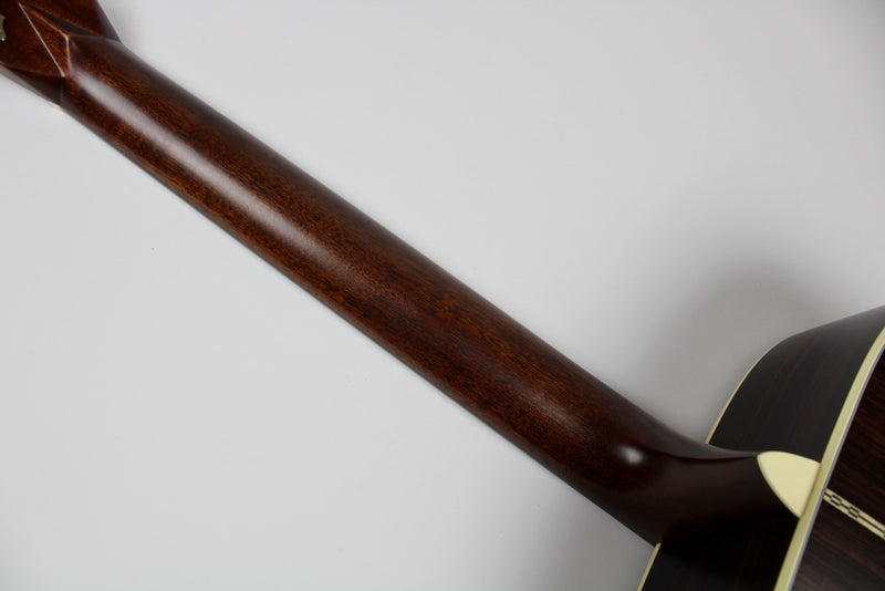 Martin D-28 Satin - Amberburst w/OHSC (D28SATINAMBERBURST)