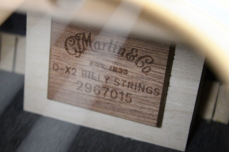 Martin D-X2E Billy Strings Signature w/Gig Bag (DX2EBILLYSTRINGS)