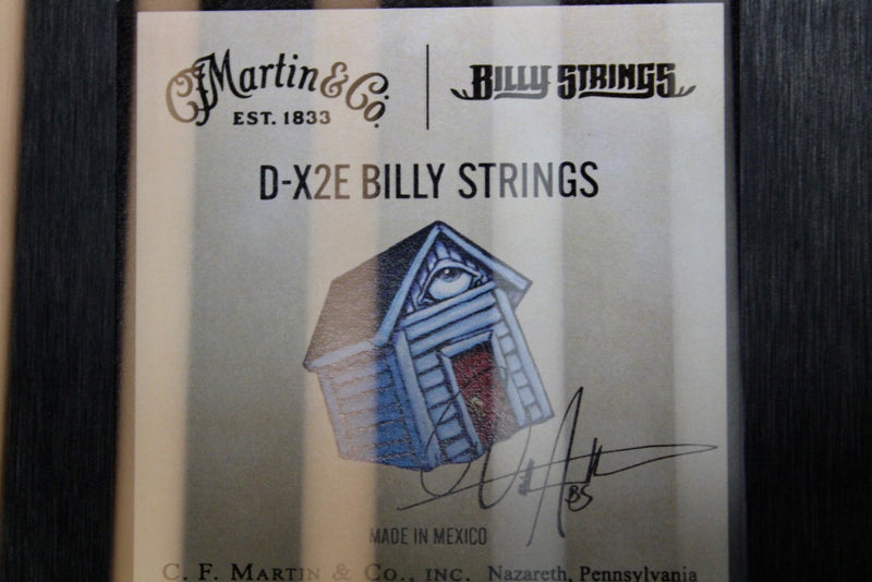 Martin D-X2E Billy Strings Signature w/Gig Bag (DX2EBILLYSTRINGS)