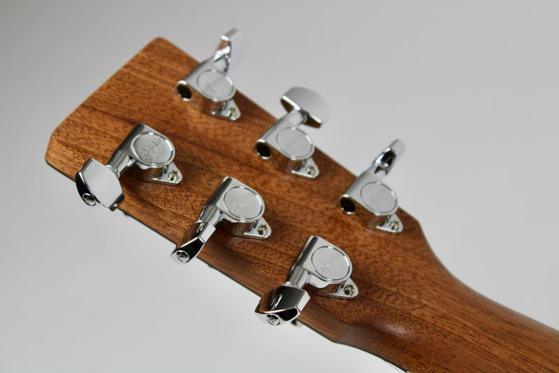 Martin 000Jr-10 Natural w/Gig Bag