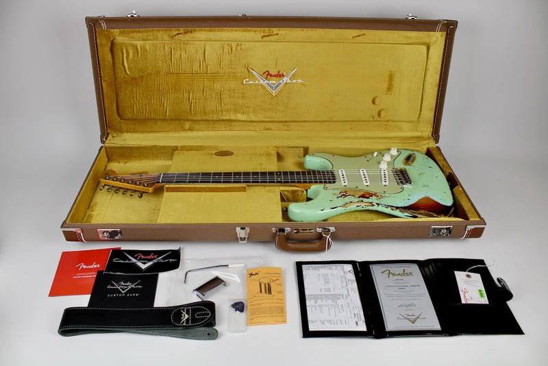 Fender Custom Shop '61 Super Heavy Relic Stratocaster - Aged Surf Green Over 3-tone Sunburst w/OHSC (9231016779)