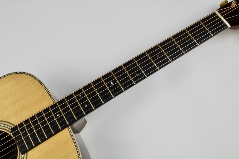 Martin D-28 Modern Deluxe - Natural w/OHSC (D28MODERNDELUXE)