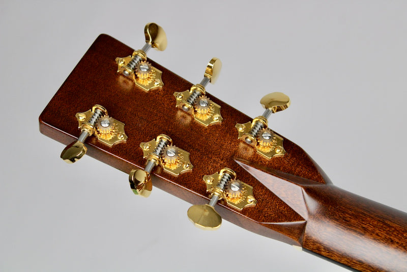 Martin D-28 Modern Deluxe - Natural w/OHSC (D28MODERNDELUXE)