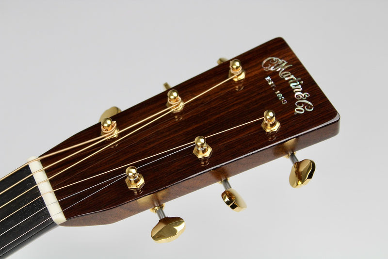 Martin D-28 Modern Deluxe - Natural w/OHSC (D28MODERNDELUXE)
