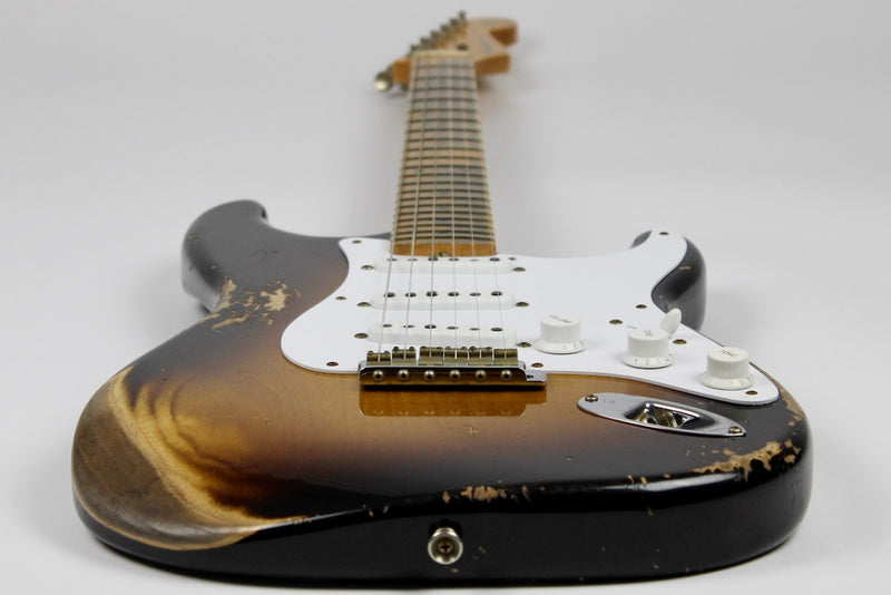 Fender Custom Shop Limited Edition 70th Anniversary 1954 Stratocaster Super Heavy Relic Wide-Fade 2-color Sunburst w/OHSC (9236091145)