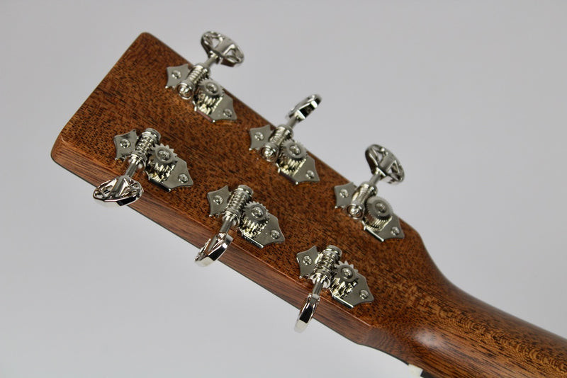 Martin SC-13E Special Burst w/Gig Bag