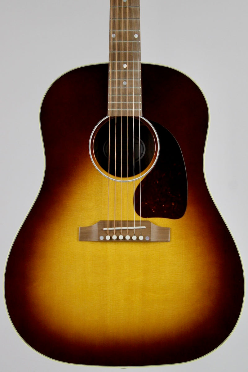 Gibson J-45 Studio Walnut - Walnut Burst w/OHSC (MCRS4SWSWBG)