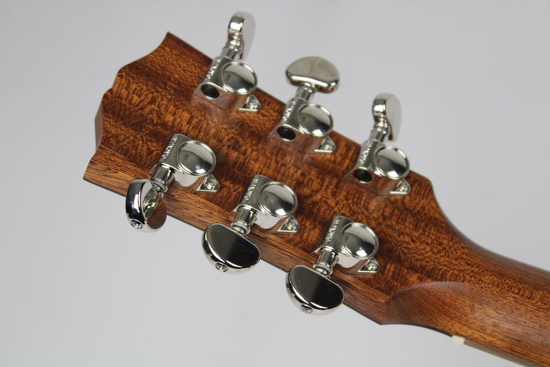 Gibson J-45 Studio Walnut - Walnut Burst w/OHSC (MCRS4SWSWBG)