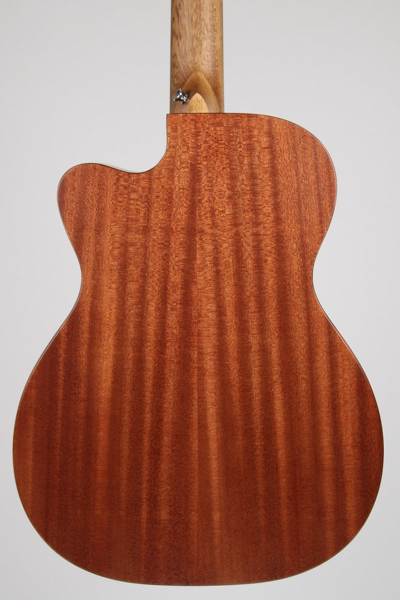 Martin 000CJR-10E Acoustic-Electric Bass - Burst w/Gig Bag (000CJR10EBASSBURST-01)