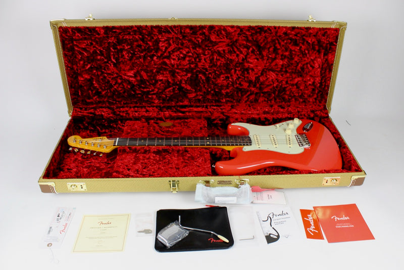 Fender Limited Edition Dealer Exclusive Slab Rosewood American Vintage II 1961 Stratocaster- Fiesta Red w/OHSC (0170250840)
