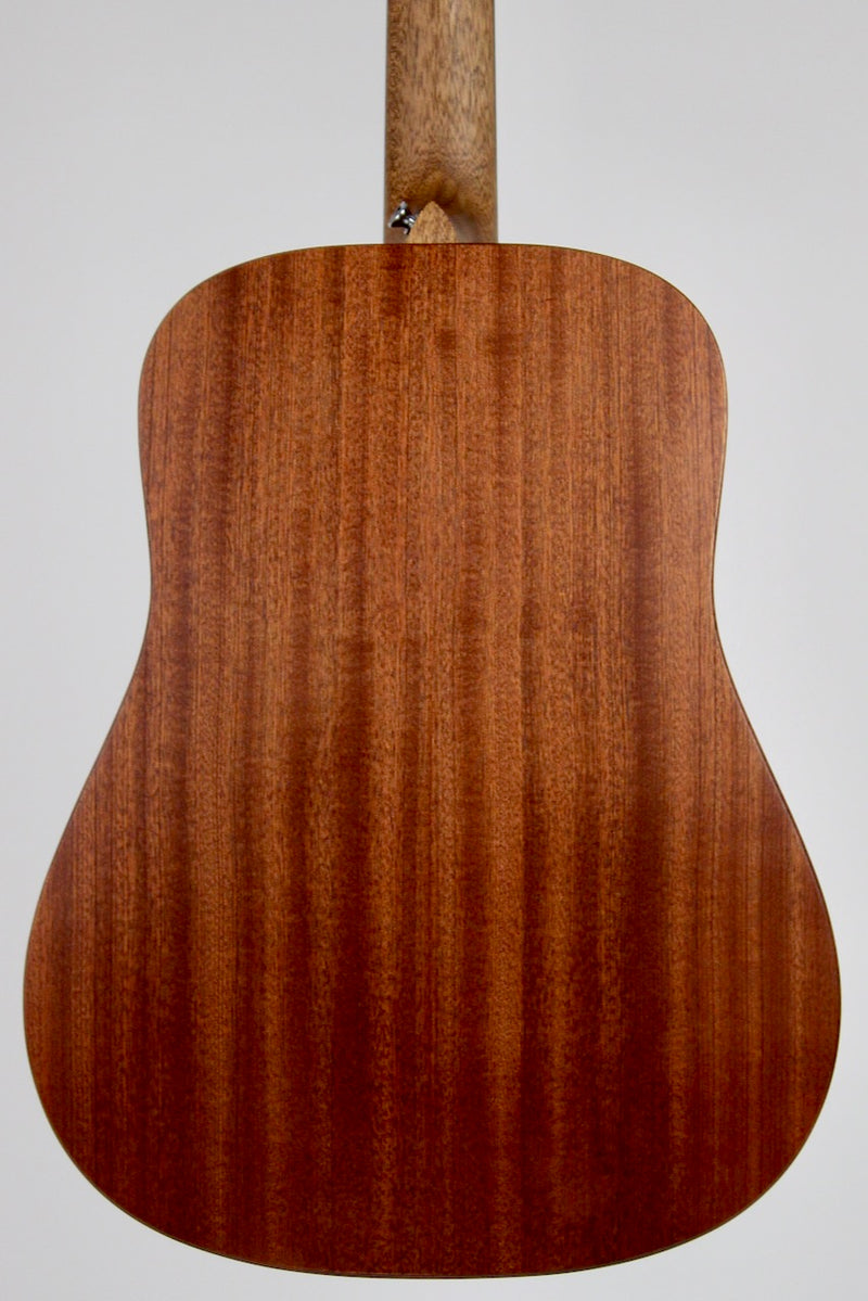 Martin D Jr-10E Spruce/Sapele Natural w/Gig Bag (DJR10E-02)