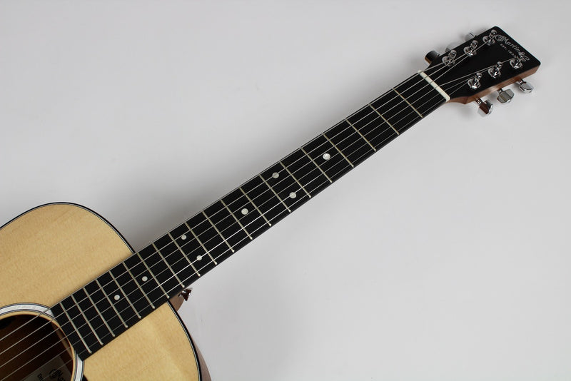 Martin D Jr-10E Spruce/Sapele Natural w/Gig Bag (DJR10E-02)