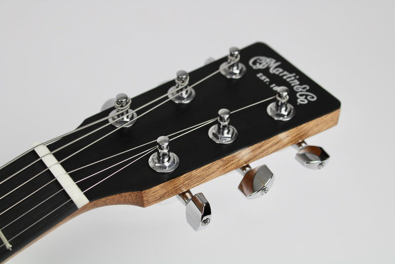 Martin D Jr-10E Spruce/Sapele Natural w/Gig Bag (DJR10E-02)